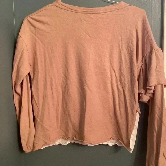 Tan and white sweater with ruffle detail - Picture 4 of 6